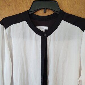 LIZ CLAIBORNE SIZE XL WOMENS SHEER MARSHMALLOW BUTTON DOWN BLOUSE BLACK TRIM